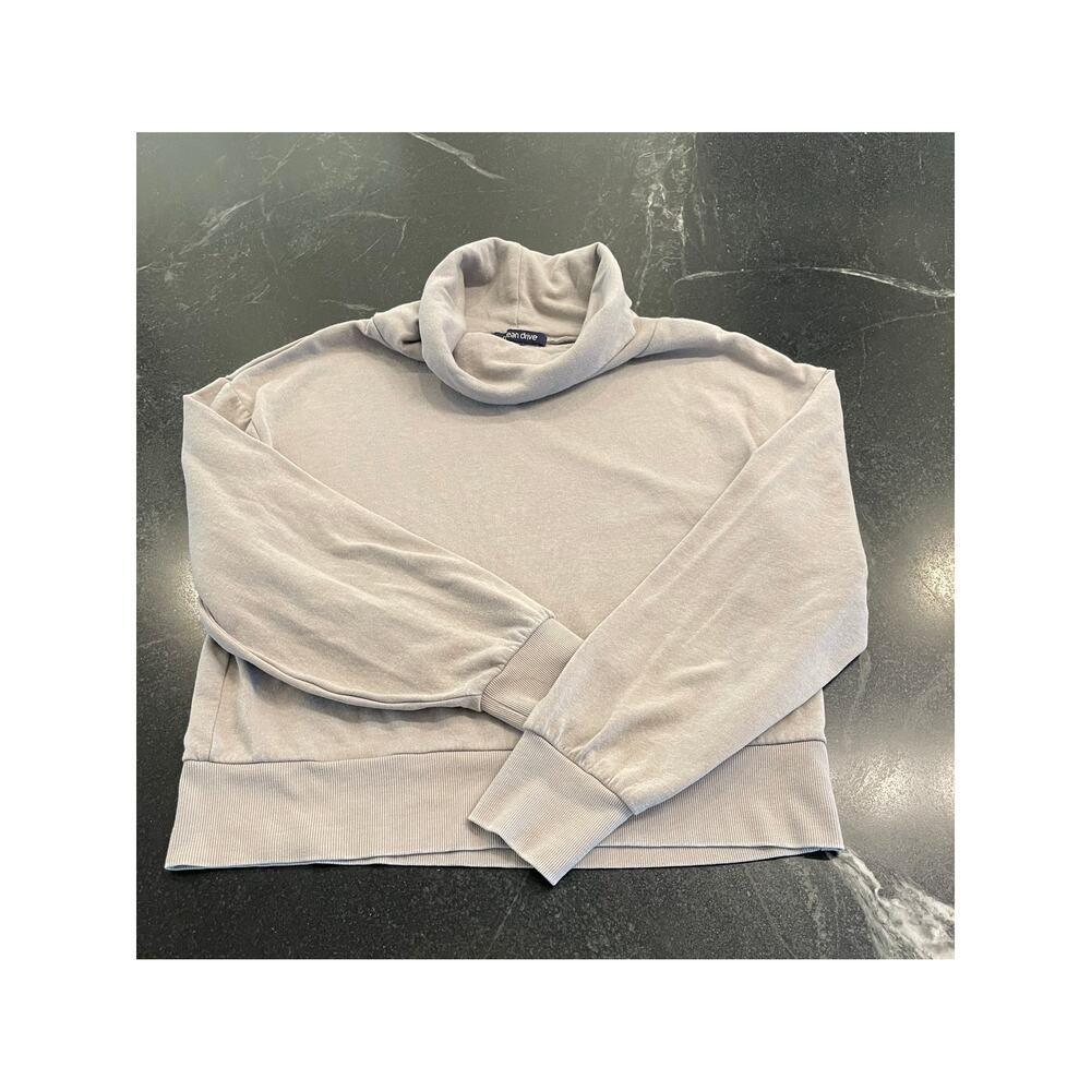 Ocean Drive Gray cropped cowl neck sweatshirt sweater L